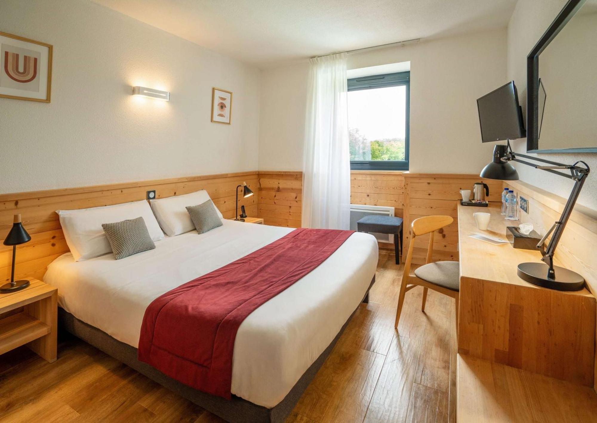 Golf Hôtel Grenoble Charmeil Saint-Quentin-sur-Isère Exterior foto