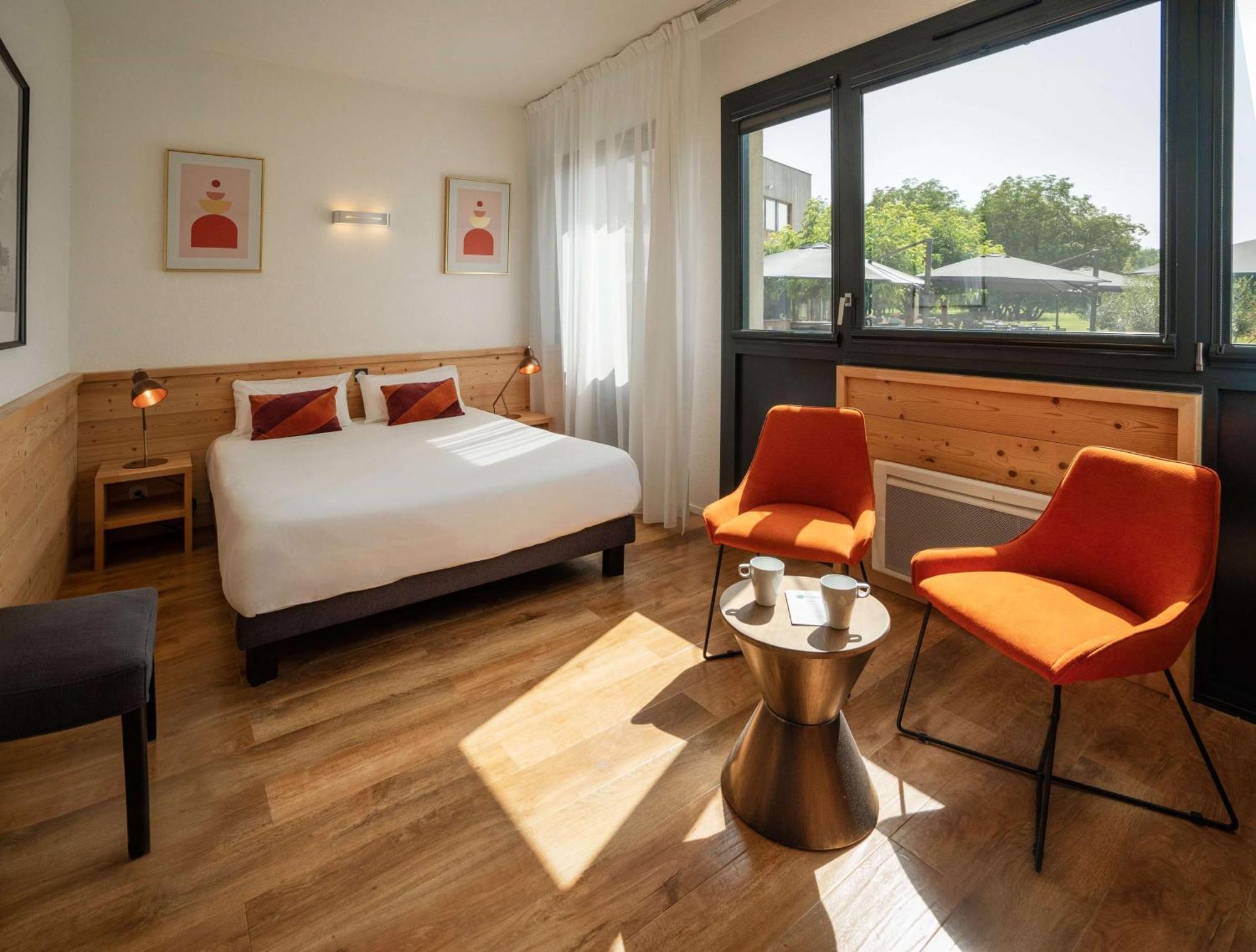 Golf Hôtel Grenoble Charmeil Saint-Quentin-sur-Isère Exterior foto
